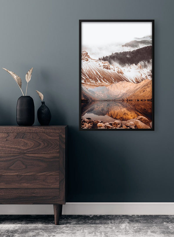 Bjerg og en sø Naturposter