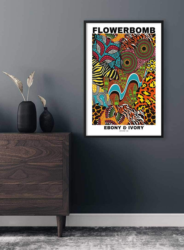 Flowerbomb Ebony &amp; Elfenben Plakat
