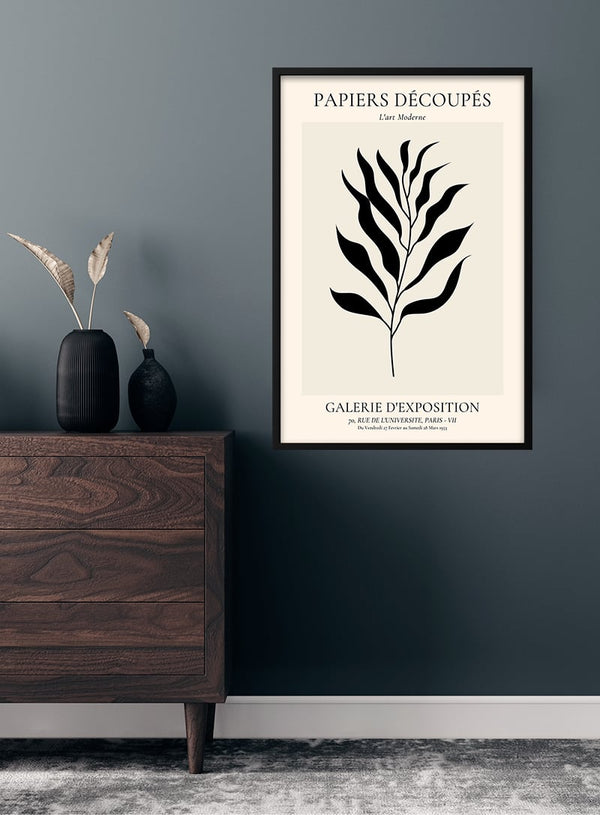 Fransk kunstinspireret plakat med sort blad